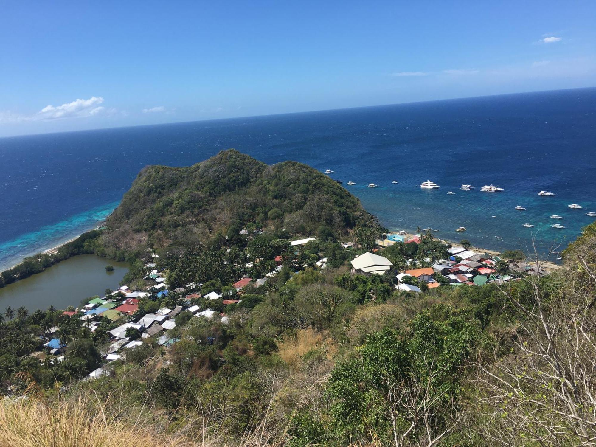 Liberty'S Lodge And Diving - Apo Island Dumaguete City Buitenkant foto